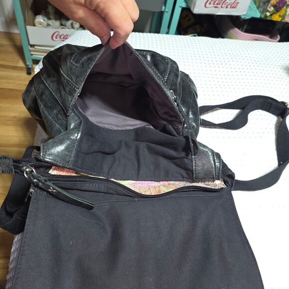 THE SAK LEATHER VENTURA CONVERTIBLE BACKPACK SHOULDER BAG